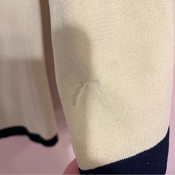 GRAFFITI|  Light Green Cardigan - Picture 2 of 4